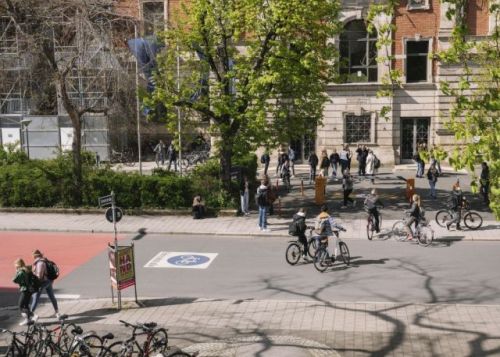 Beratungsgespräch für Studieninteressierte vor Ort, via Telefon oder Videokonferenz